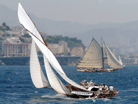 Régate de vieux gréements in Marseille Régate de vieux gréements in Marseille