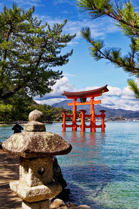 Torii op Miyajima 01