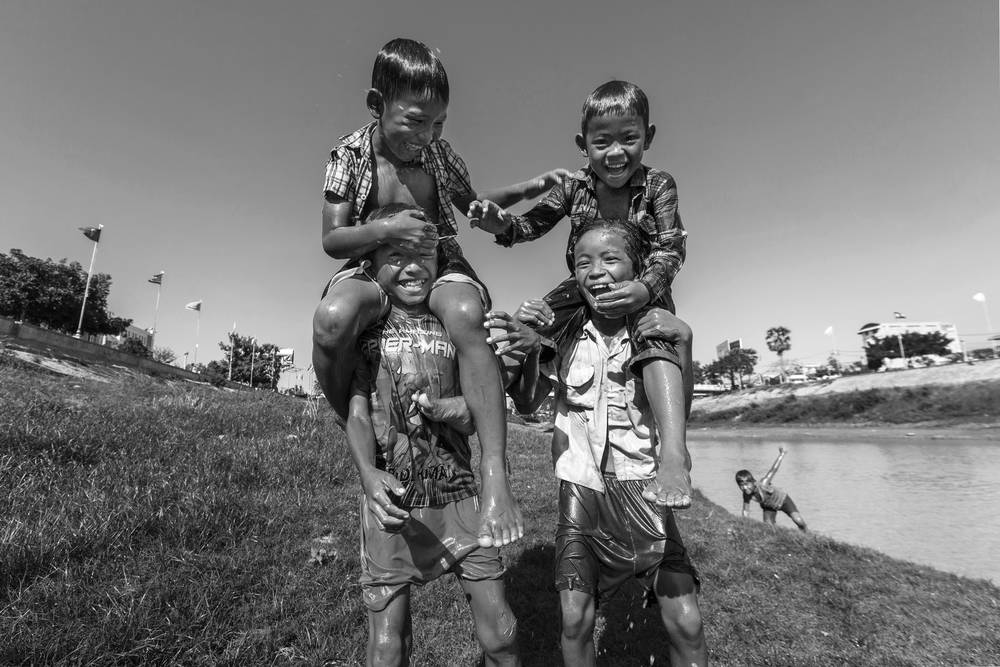 Kinderspelletjes in Battambang