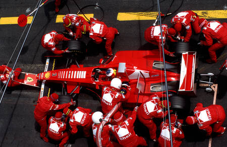 Ferrari F1-Michael Schumacher tankt 02 Ferrari F1-Michael Schumacher tankt 02