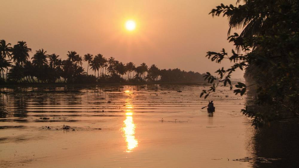 walk on the backwaters
