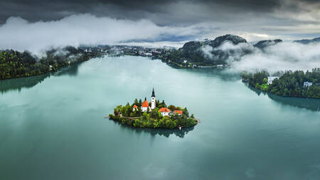 Panoramablick auf die Insel Bled