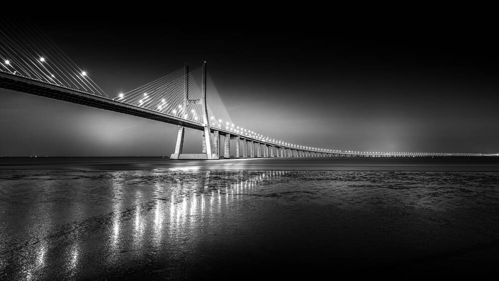 PORTUGAL - Vasco de Gama brug - 3092NB