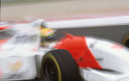 Ayrton Senna op volle snelheid Ayrton Senna op volle snelheid