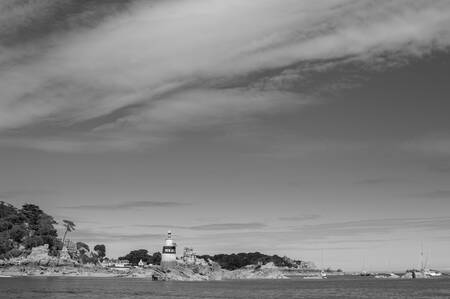 Lighthouse of the port of Bréhat Lighthouse of the port of Bréhat
