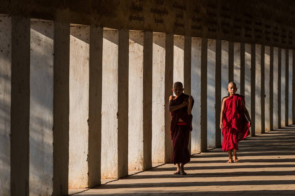Jonge monniken in Myanmar