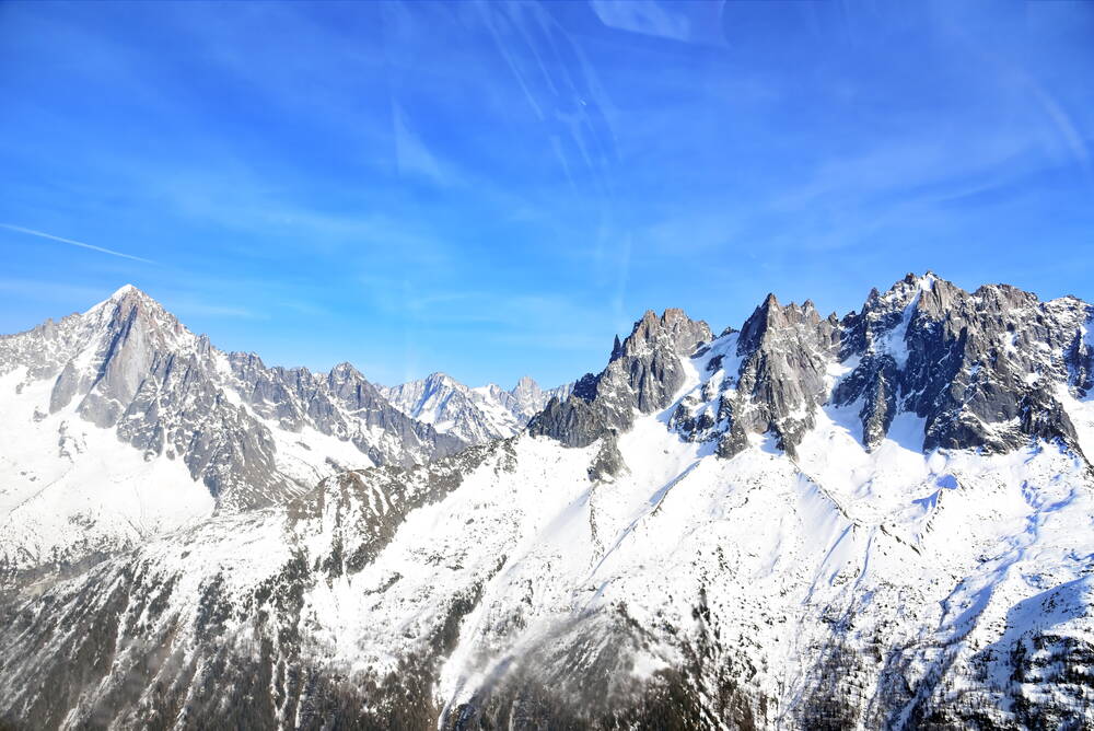 En aérienne  les Alpes et le Mont Blanc 2 les pics