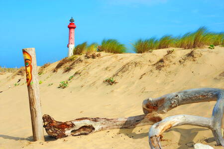 il faro di Courbre visto dalla spiaggia