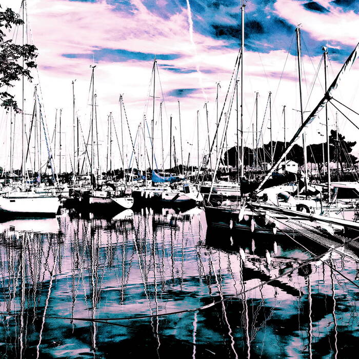 crepuscule sur le port de plaisance crepuscule sur le port de plaisance