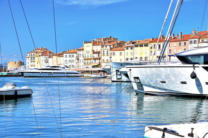 Saint Tropez, zijn huizen en zijn haven