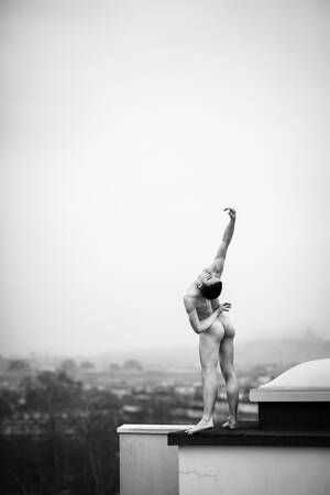 Se cambrer face à Paris Se cambrer face à Paris