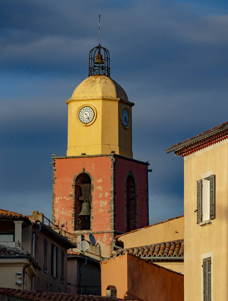 Der berühmte Glockenturm von Saint-Tropez