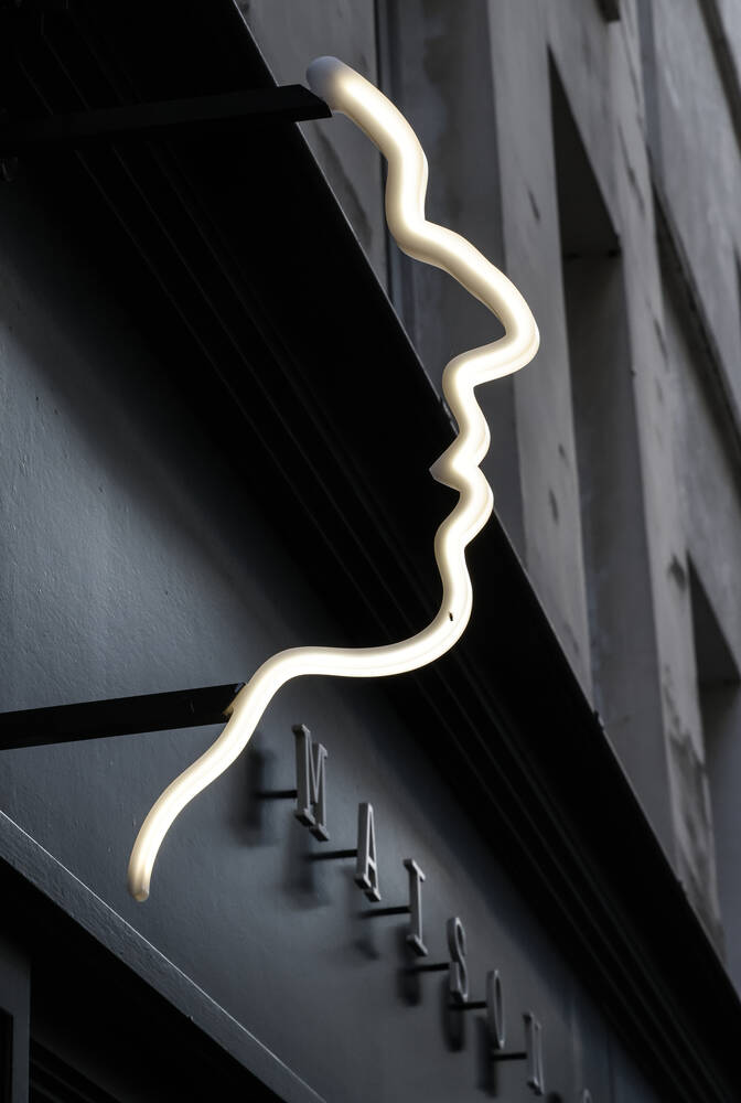 MAISON GAINSBOURG  PROFIL