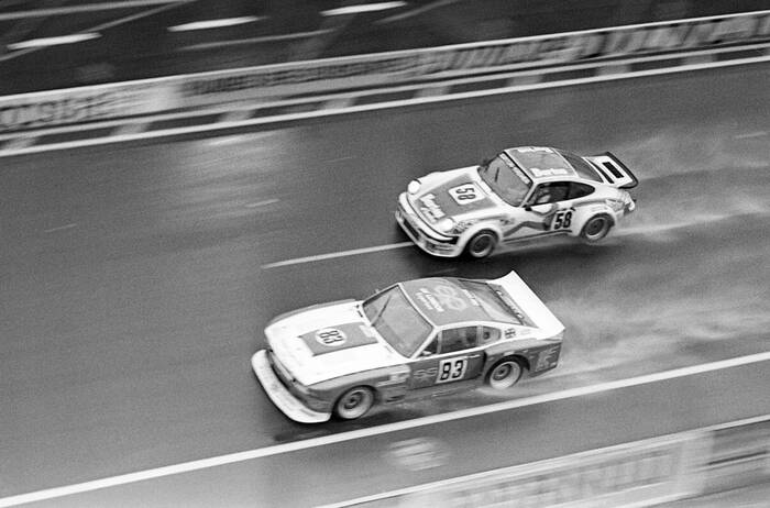De 24 uur van Le Mans in juni 1977