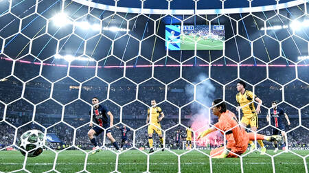 Hakimi inscrit le premier but du PSG en finale de Ligue des Champions Hakimi inscrit le premier but du PSG en finale de Ligue des Champions