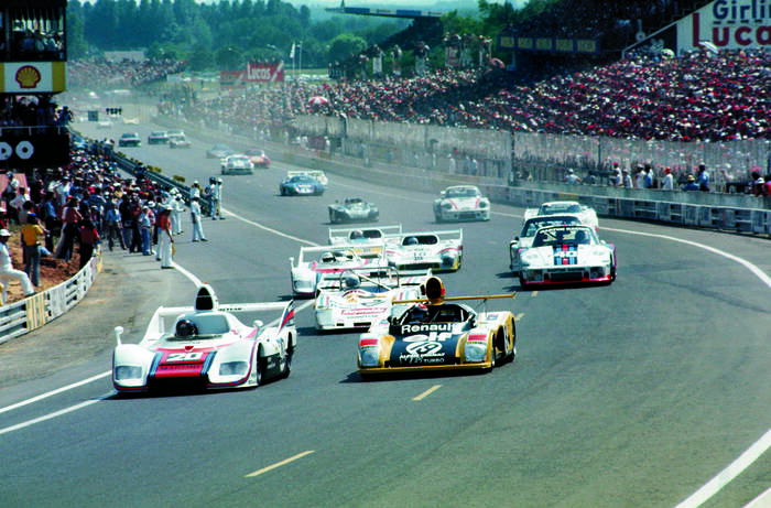 Jacky Ickx - 1976 Jacky Ickx - 1976