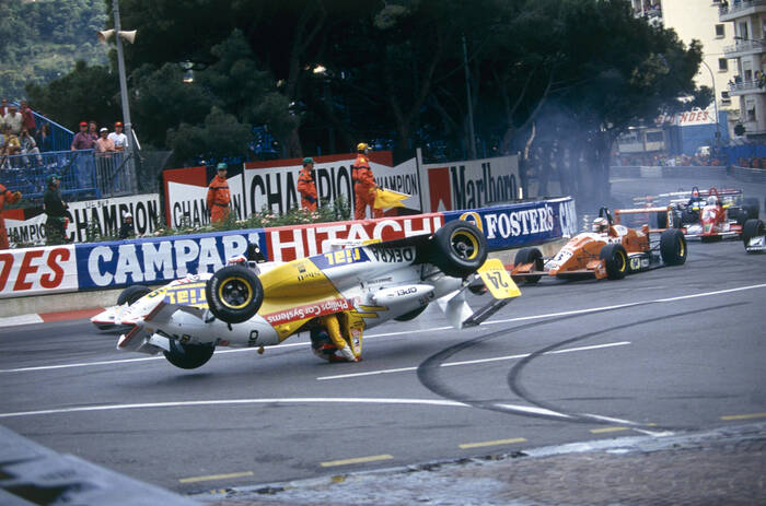 Le Looping de la F3000 Le Looping de la F3000