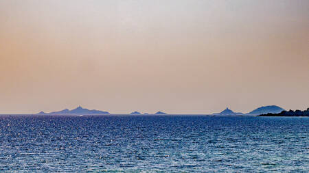 Poster zonsondergang over de bloedige eilanden Poster zonsondergang over de bloedige eilanden