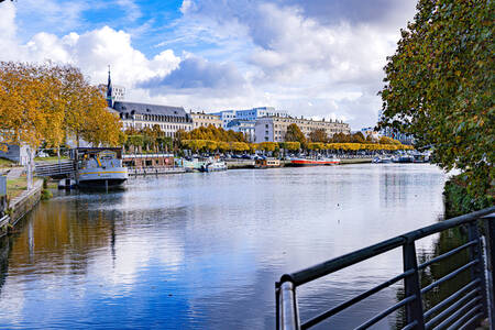 De Erdre mondt bij Nantes uit in de Loire De Erdre mondt bij Nantes uit in de Loire