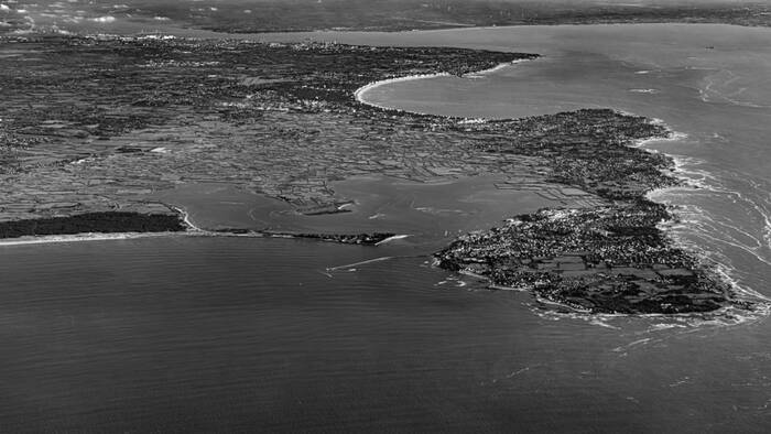 8000 voet aan de atlantische kust voor het estuarium van de loire