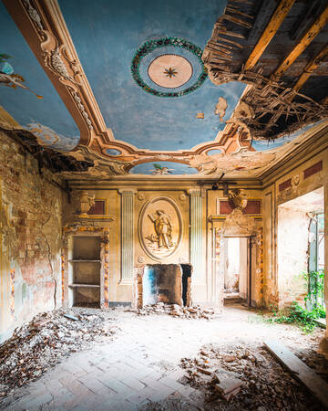 Abandoned villa with fresco