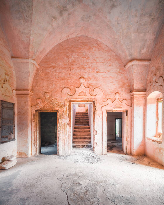 Verlaten Roze Boerderij