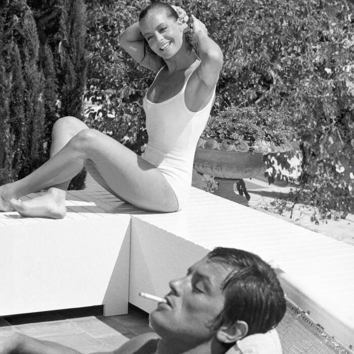 Eleganza francese in riva al mare - Romy Schneider e Alain Delon Eleganza francese in riva al mare - Romy Schneider e Alain Delon