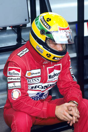 Ayrton Senna satt i Monaco 1989