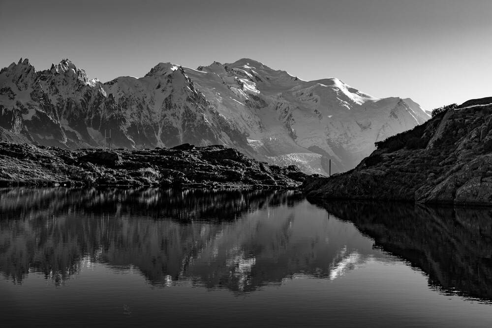Reflecties van Mont-Blanc op het Lac des Cheserys