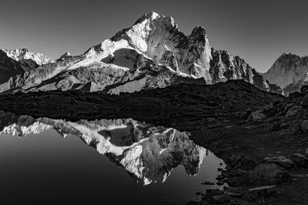 La Aiguille verte y el Drus en reflejos 1 La Aiguille verte y el Drus en reflejos 1