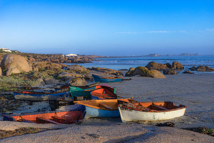 Barques en attente à Paternoster Barques en attente à Paternoster