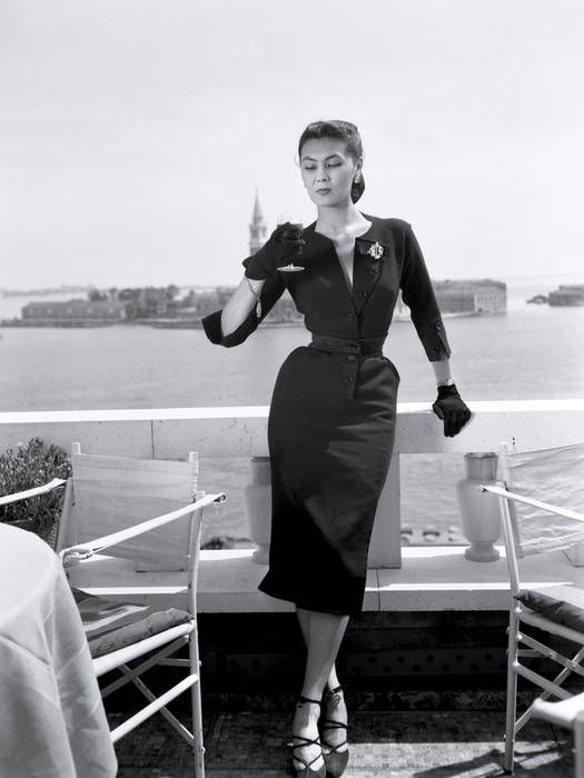 Cocktail aan de rand van het water