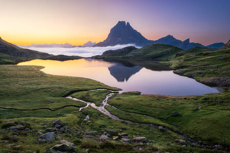 En titt på Pic du Midi d'Ossau En titt på Pic du Midi d'Ossau