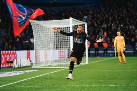 Firande av Kylian Mbappé mot Angers