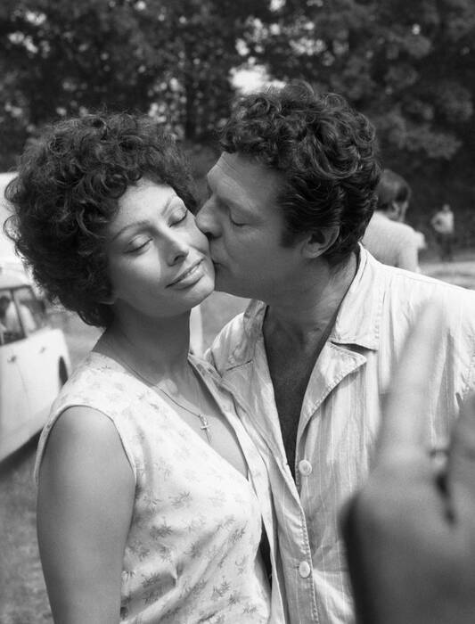 Marcello Mastroianni e Sophia Loren Marcello Mastroianni e Sophia Loren