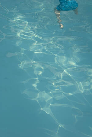 Erste Schritte im Pool Erste Schritte im Pool