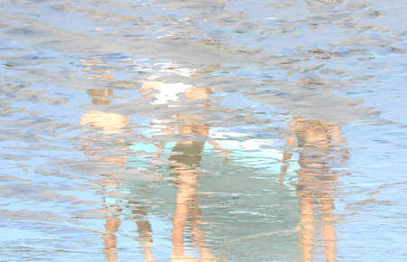 Umgekehrte Spiegelungen Kinder und Boot2 Umgekehrte Spiegelungen Kinder und Boot2