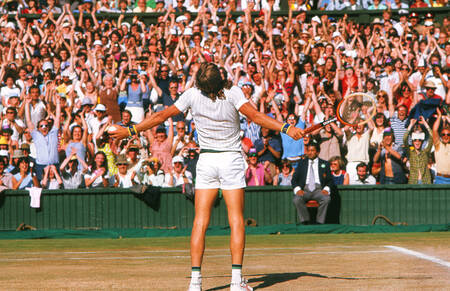 Björn Borg vinner Wimbledon-mästerskapen 1977 Björn Borg vinner Wimbledon-mästerskapen 1977