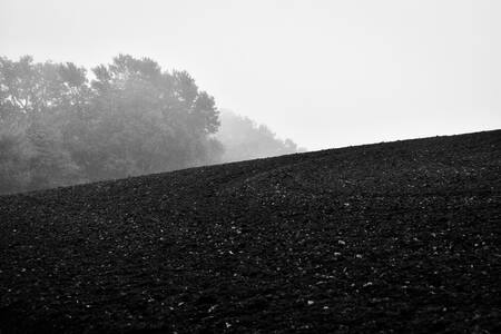 Il mondo dietro le colline Il mondo dietro le colline