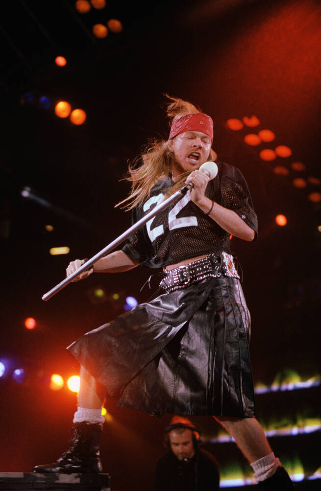 Axl Rose van Guns N Roses bij Freddie Mercury Tribute 1992
