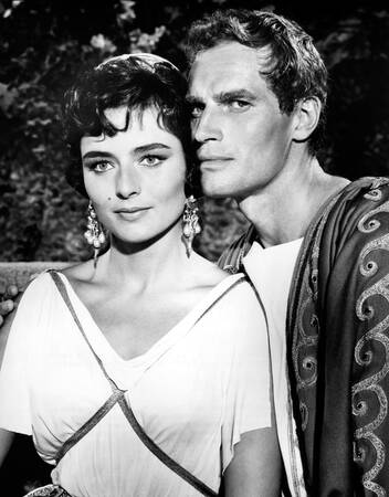 Charlton Heston et Marina Berti - Ben Hur - 1959 Charlton Heston et Marina Berti - Ben Hur - 1959