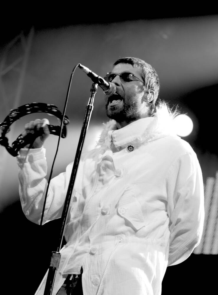 Oasis - Glastonbury (2004) - Photographic print for sale