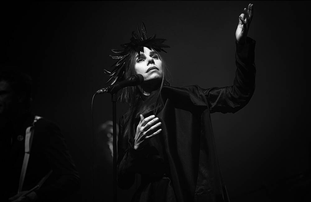 PJ Harvey sur scène à la Brixton Academy à Londres en octobre 2016