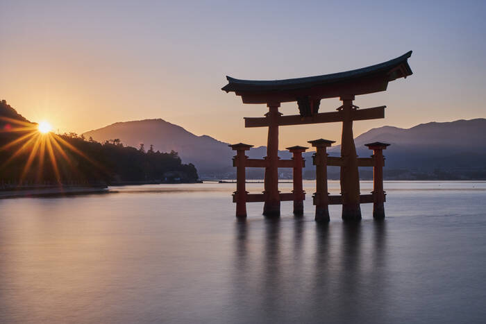 Zen in de ondergaande zon