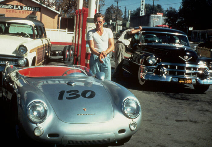 James Dean werd verliefd op de Porsche 550 Spyder James Dean werd verliefd op de Porsche 550 Spyder