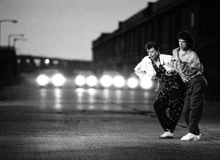 Mick Jagger & David Bowie - Dancing in the Street (1985