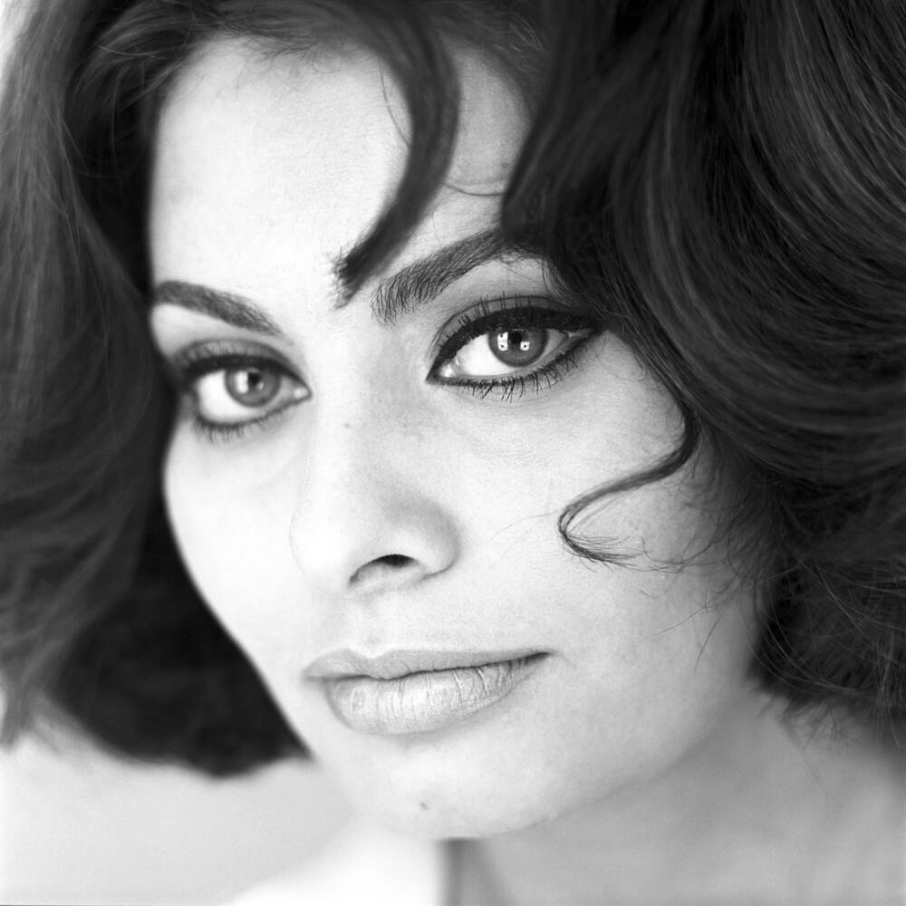 Iconic Beauty - Sophia Loren in 1962
