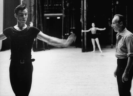 Jacques d'Amboise bei einer Probe mit George Balanchine