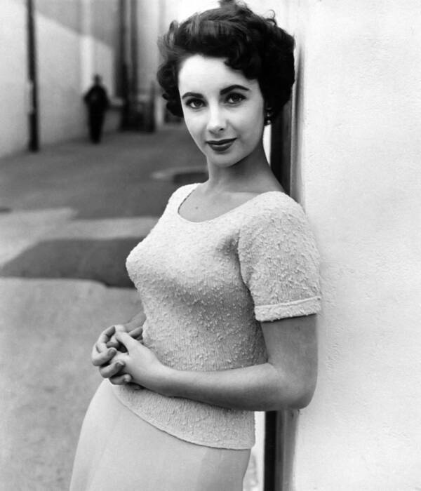 Elizabeth Taylor in 1950 Elizabeth Taylor in 1950