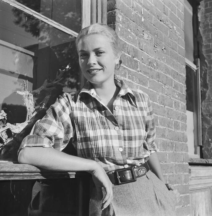 Grace Kelly in Hollywood in 1951 Grace Kelly in Hollywood in 1951